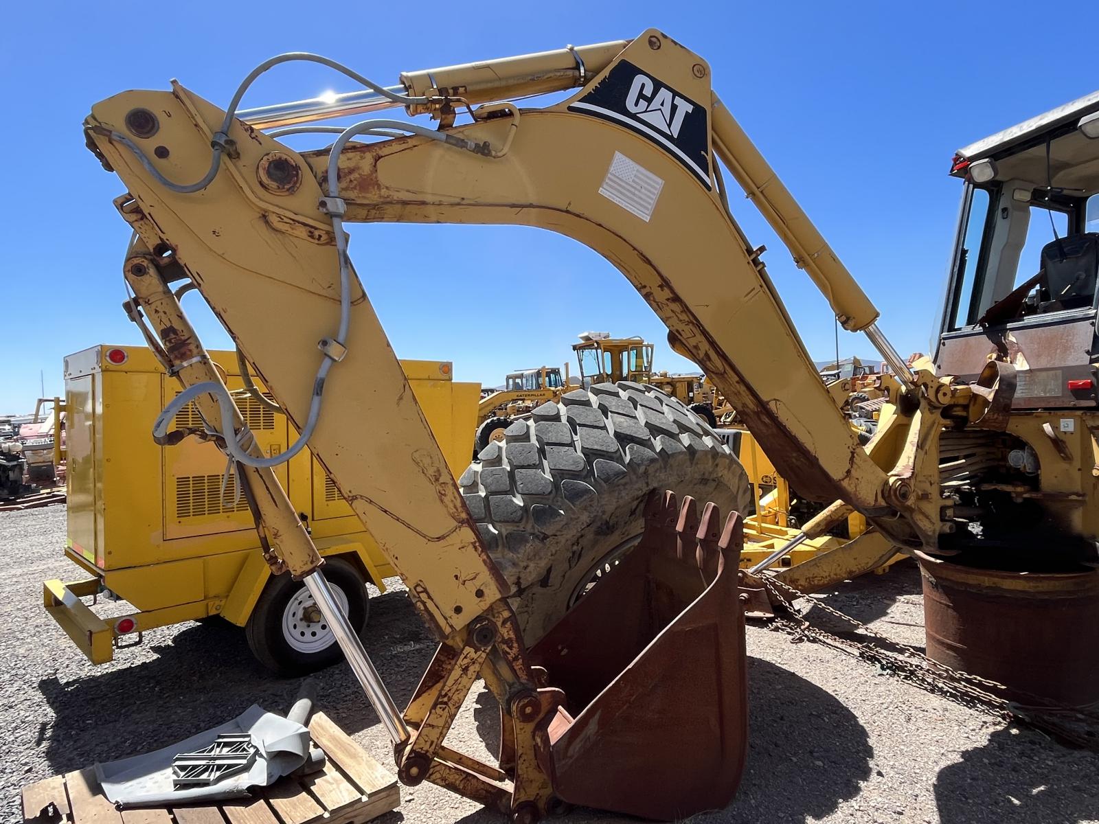 ./imagenes/INVOICE/2019/16531/RETROEXCAVADORA CATERPILLAR 446B (17).JPG